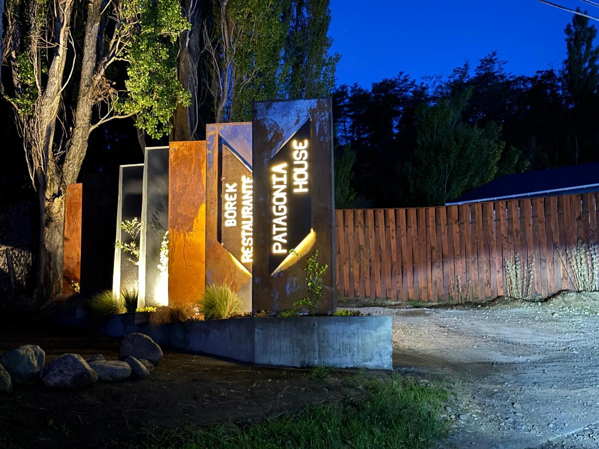 Hotel Patagonia House Coyhaique Dış mekan fotoğraf